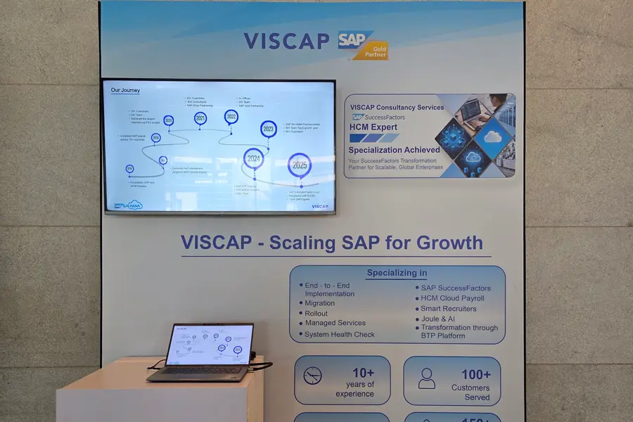 The VISCAP stand at SAP HR Connect Mumbai, carrying the VISCAP - Scaling SAP for Growth panel.